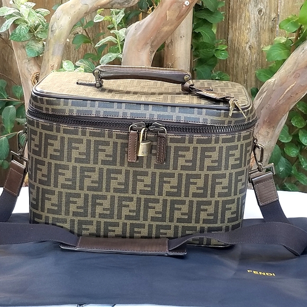 Extra pictures for Fendi Train case bag